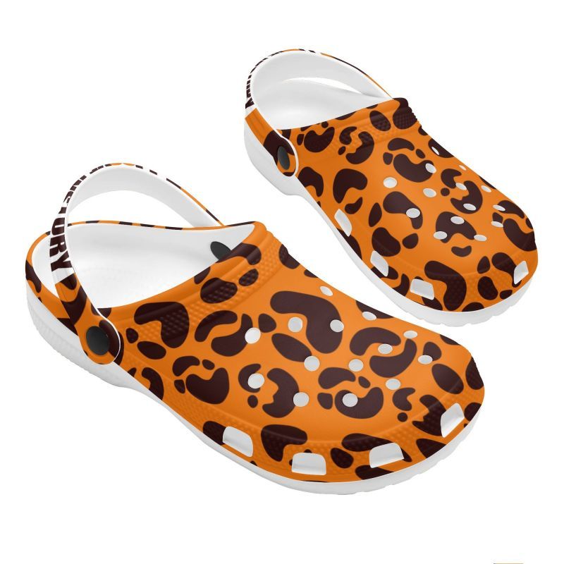 lopard, zébré, Comfortable footwear Versatile clogs Stylish sandals Lightweight shoes Footwear for every occasion Casual footwear Slip-on shoes Summer footwear